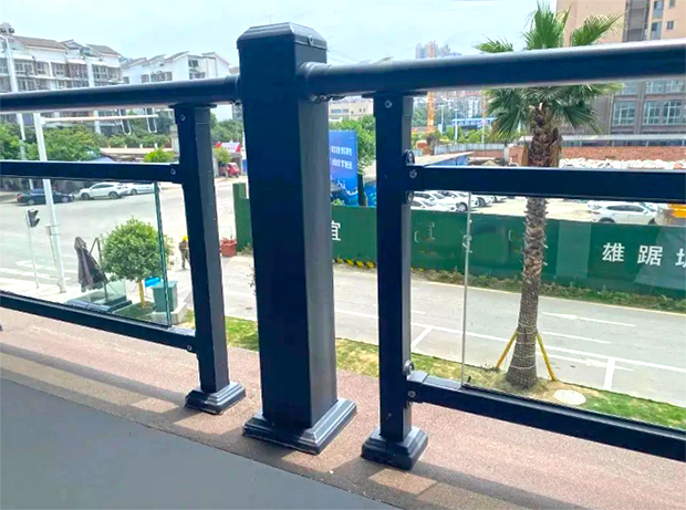 四川江油天赋乐宜锌钢栏杆项目