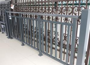 云南昆明怎么选择锌钢护栏生产厂家
